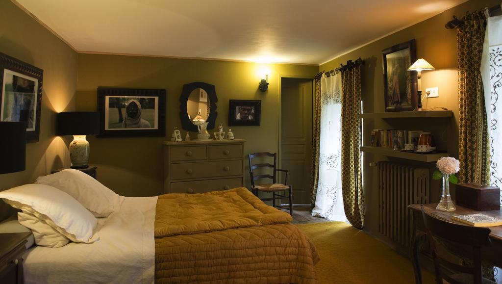 Maison D'Hotes La Singuliere Sévérac-le-Château Екстериор снимка