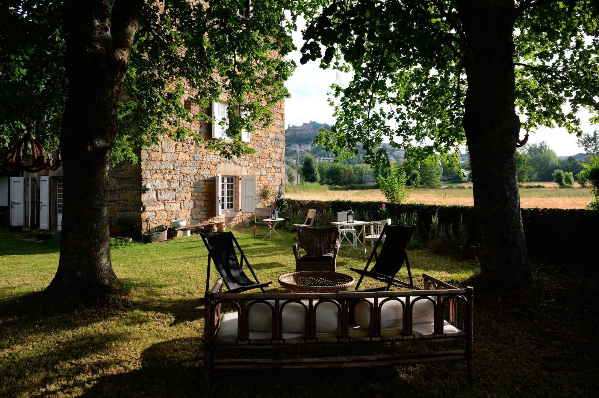 Maison D'Hotes La Singuliere Sévérac-le-Château Екстериор снимка